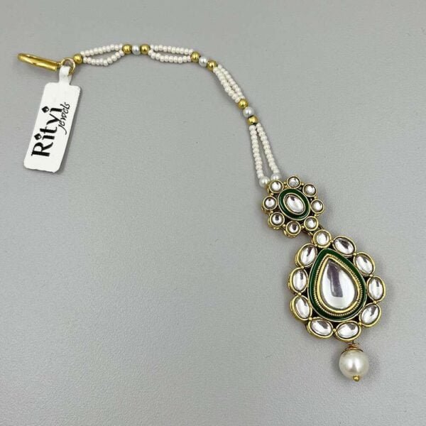 Hiba Kundan Maang Tika