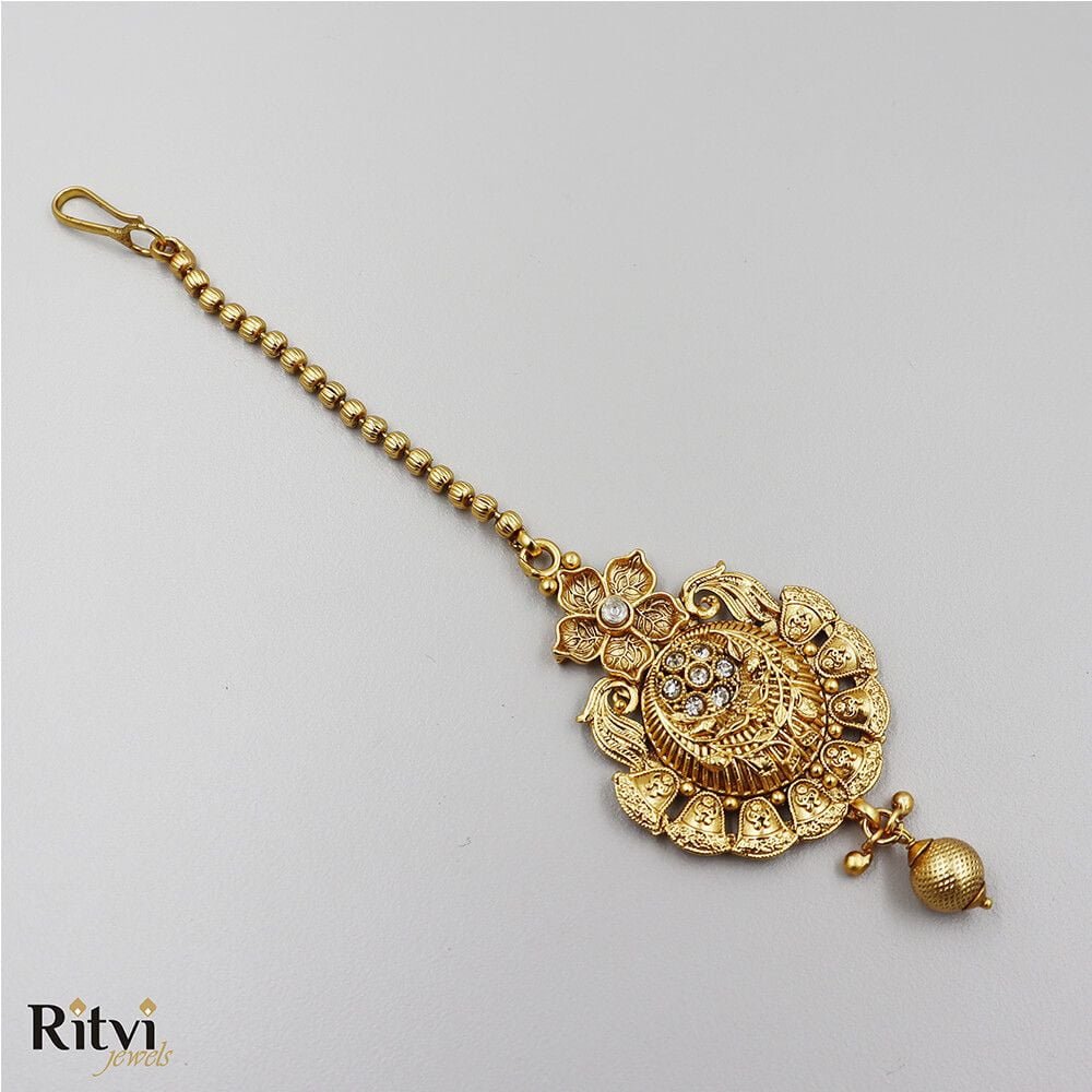 Ritvi-Gauti-Gold-Maang-Tikka-1.jpg Ritvi Gauti Gold Maang Tikka - Image 1