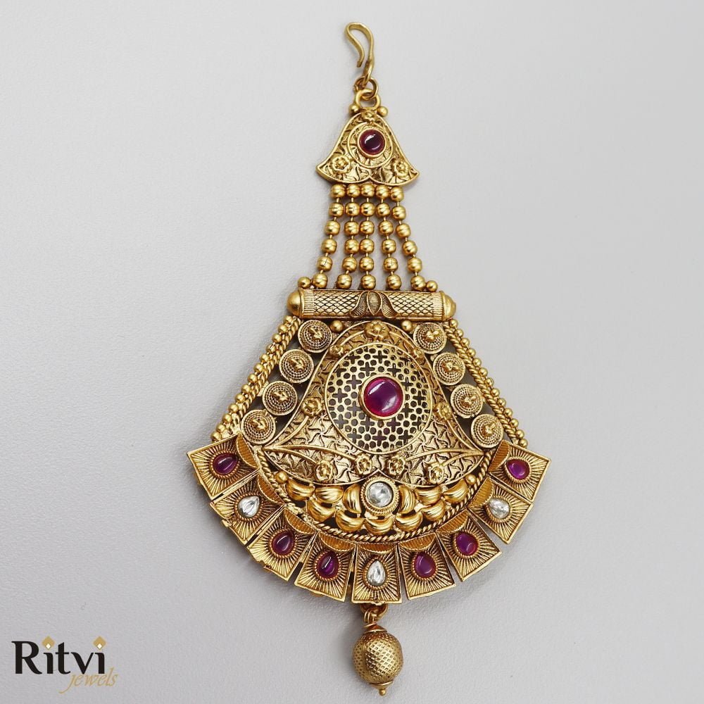Ritvi-Shaheen-Rajwada-Gold-Passa-1.jpg Ritvi Shaheen Rajwada Gold Passa - Image 1
