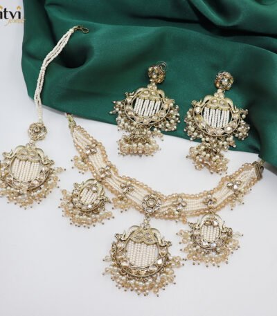 Vamika polki beaded necklace set