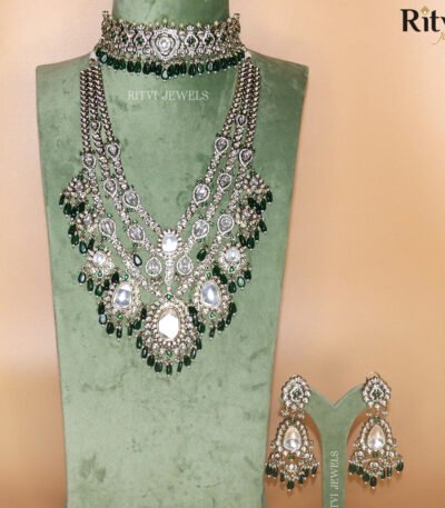 Avasa Bridal Kundan Set