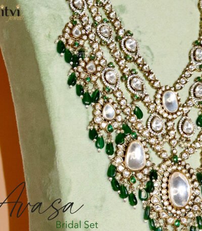 Avasa Bridal Kundan Set