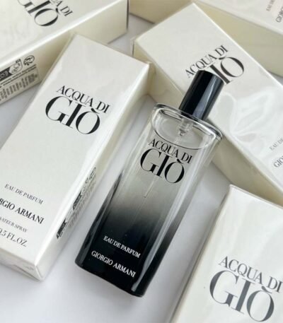 Giorgio Armani Acqua di Gio Eau De Parfum (15ml) 02